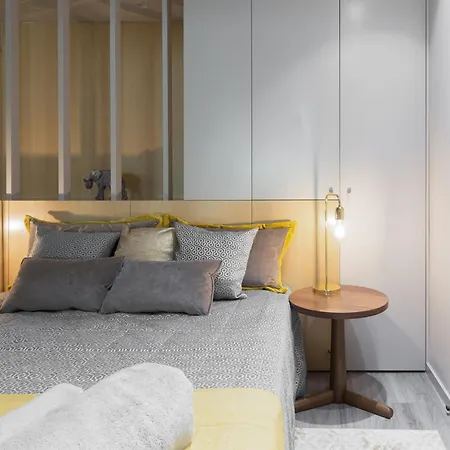 Host Wise - Charming Luxurious Flat With Garage Apartment Porto Exterior photo