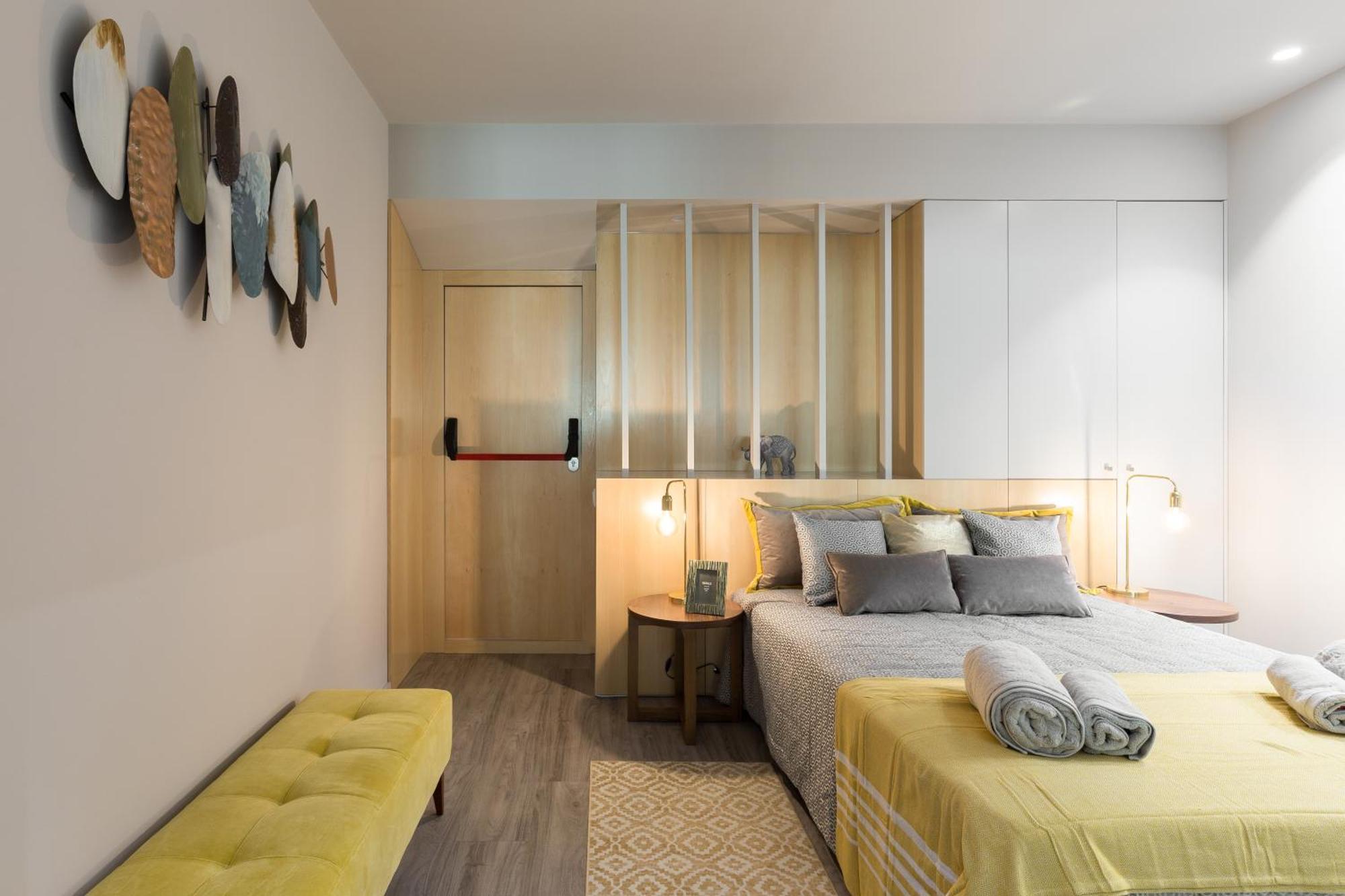 Host Wise - Charming Luxurious Flat With Garage